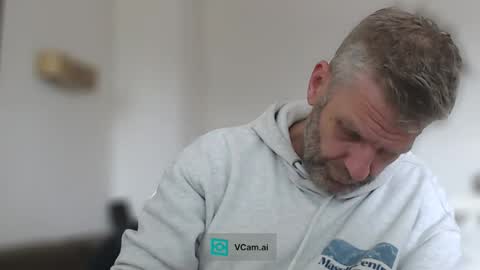 Snapshot of elculiador2207 chatting on September 2025 12:06:01 PM Timm online show from September 2025 12:06:01 PM