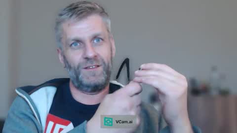 Snapshot of elculiador2207 chatting on November 2025 06:55:01 AM Timm online show from November 2025 06:55:01 AM