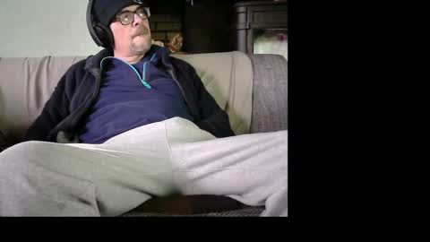 Snapshot of eldonan chatting on January 2025 02:58:01 PM Nando online show from January 2025 02:58:01 PM