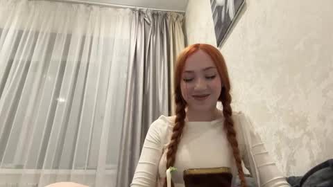 Lois online show from April 2026 07:58:02 PM