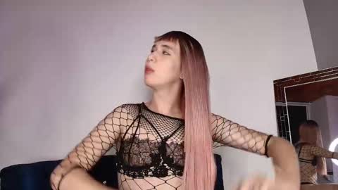electra_gosselin online show from November 2025 04:12:01 AM