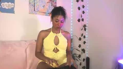 Snapshot of electraajoness chatting on May 2026 01:51:02 PM electra jones online show from May 2026 01:51:02 PM