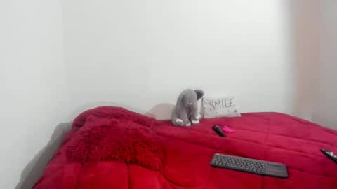 Electradevis2 online show from December 2025 03:41:02 PM