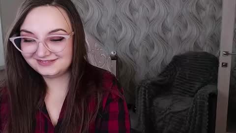 Snapshot of elegant_audacity chatting on February 2025 01:17:02 PM Rachel online show from February 2025 01:17:02 PM