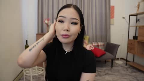 Snapshot of elegant_vibes chatting on November 2025 07:29:01 AM Jess online show from November 2025 07:29:01 AM