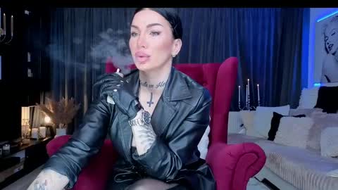 Snapshot of elektravelvet chatting on February 2025 06:13:02 AM ElektraSheDemon online show from February 2025 06:13:02 AM