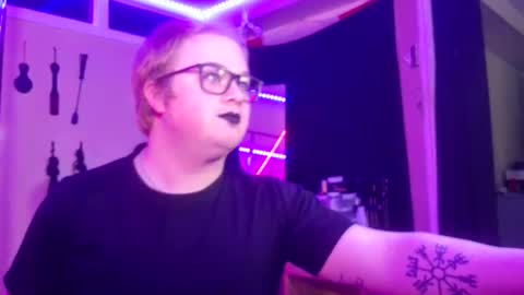 Snapshot of elenakryshenko chatting on September 2025 04:08:01 PM Elena Kryshenko online show from September 2025 04:08:01 PM