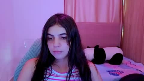 Snapshot of elenna_hotx chatting on June 2026 05:23:01 PM agnes online show from June 2026 05:23:01 PM