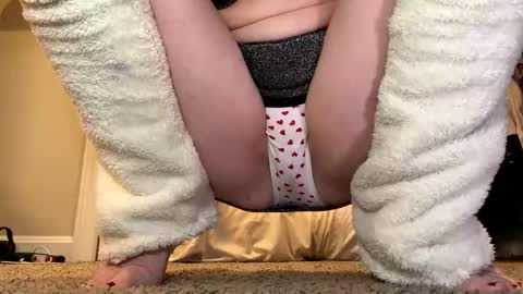 Snapshot of elenore_hoesevelt chatting on October 2025 02:34:01 AM Elenore Hoesevelt online show from October 2025 02:34:01 AM