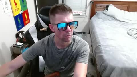 Snapshot of elevatetlb chatting on October 2025 07:56:01 AM Walker online show from October 2025 07:56:01 AM