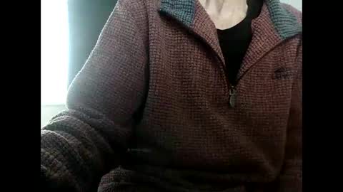 elfyonee online show from December 2024 10:03:01 AM