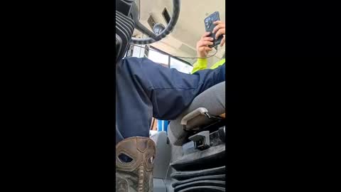 elgringosucio online show from April 2026 07:00:02 PM