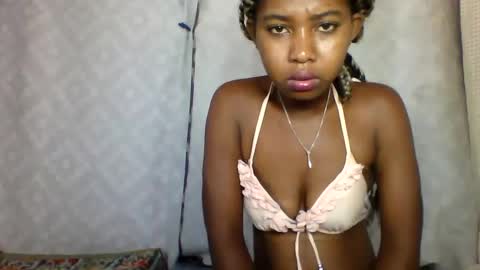 Snapshot of elia011 chatting on January 2025 05:59:02 AM elia011 online show from January 2025 05:59:02 AM