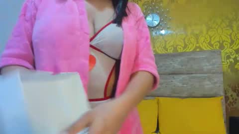 Eliana online show from December 2025 03:14:02 AM