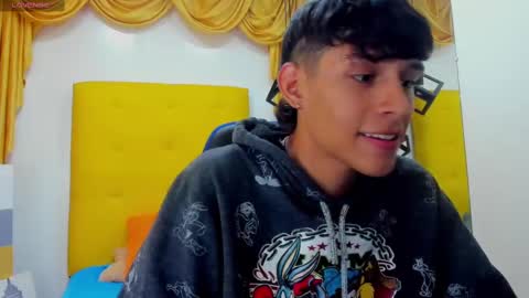 Snapshot of eliasblue chatting on February 2025 03:23:02 AM E L I A S online show from February 2025 03:23:02 AM