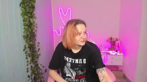 elieiza_xo online show from October 2025 02:34:01 AM