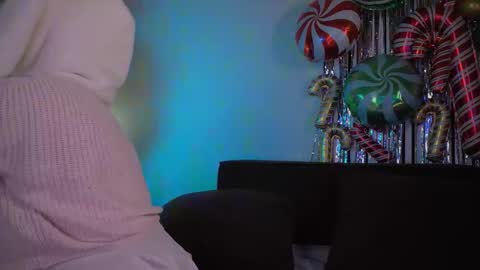 Ellie online show from January 2026 05:44:02 AM