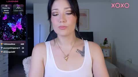 eliiih_ online show from October 2025 02:59:01 AM