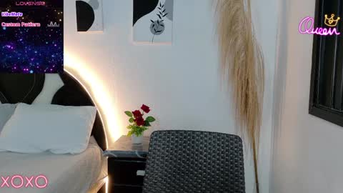 eliiih_ online show from April 2026 12:52:02 AM