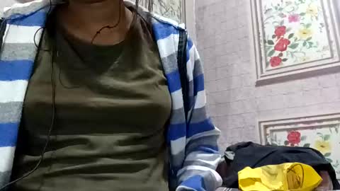 elina_roy03 online show from November 2025 01:51:01 PM