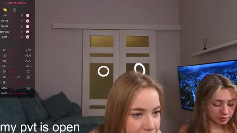 Snapshot of elina_wilgauch chatting on November 2025 01:05:02 AM Elina online show from November 2025 01:05:02 AM