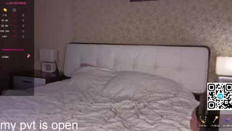 Snapshot of elina_wilgauch chatting on November 2025 01:27:01 AM Elina online show from November 2025 01:27:01 AM