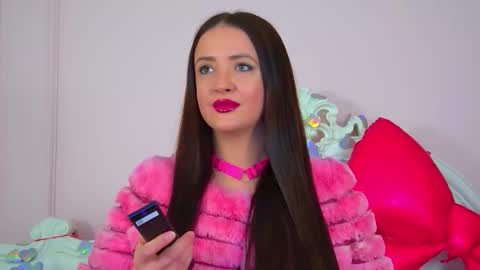 ElinaBellucci online show from February 2026 06:09:02 AM