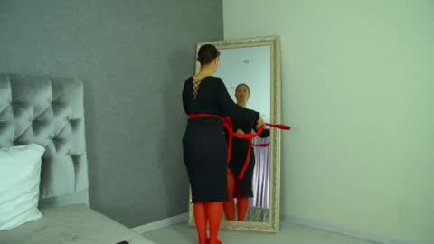 ElinaBellucci online show from March 2026 04:28:02 AM