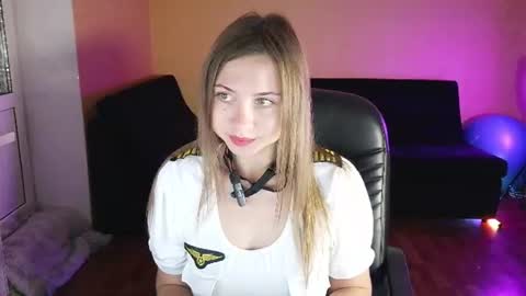 Snapshot of elinaharper chatting on July 2026 11:19:01 PM elinaharper online show from July 2026 11:19:01 PM