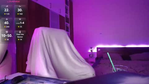 Elina Rossi online show from April 2026 06:24:02 PM