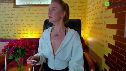 elinor_faith online show from October 2025 01:18:02 PM