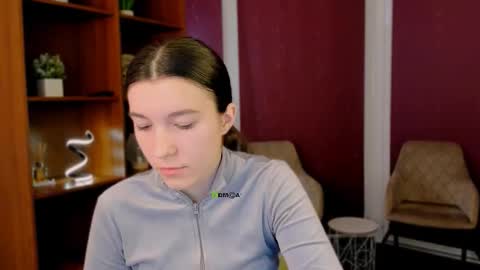 elis_sunny online show from February 2026 06:34:01 AM