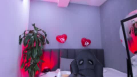 Elisa online show from February 2025 02:26:02 AM