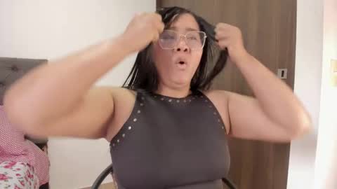      online show from September 2025 04:12:01 PM