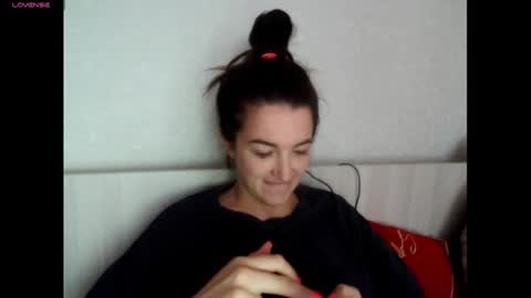 elisa_dove208 online show from September 2025 04:50:01 AM