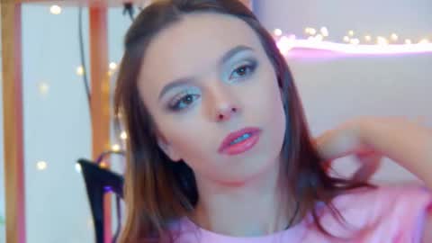 ElisabethDavis online show from September 2025 03:12:02 PM