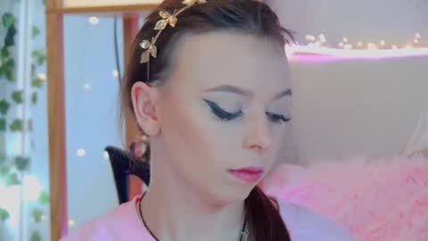 ElisabethDavis online show from September 2025 03:11:02 PM