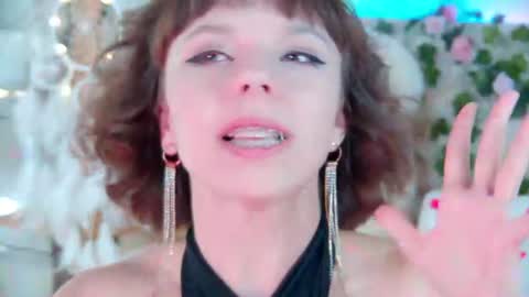 Snapshot of elisabethdavis chatting on July 2026 03:33:01 PM ElisabethDavis online show from July 2026 03:33:01 PM