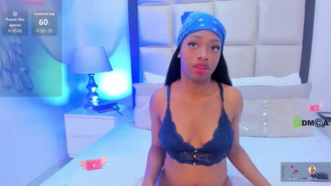 elisabettamonroy online show from October 2025 03:01:02 PM