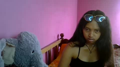 elisah01 online show from February 2026 04:28:02 AM