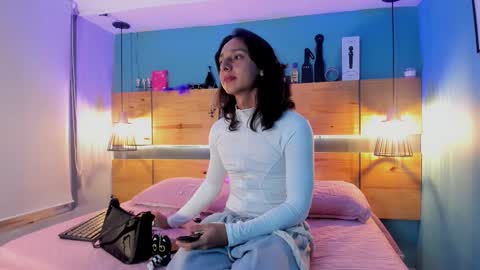 Snapshot of elisasue chatting on February 2026 03:26:01 AM Elisa Sue online show from February 2026 03:26:01 AM