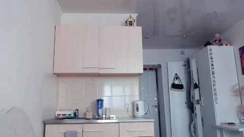 Elis online show from April 2026 05:18:02 AM