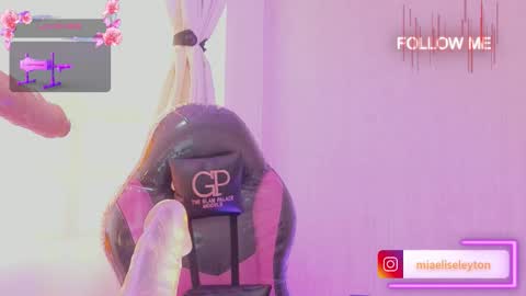 ELISE LEYTON online show from September 2025 02:50:02 PM