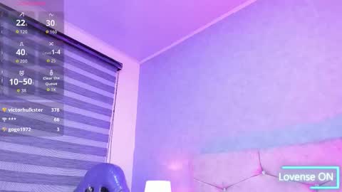 ELISE LEYTON online show from October 2025 07:45:01 PM