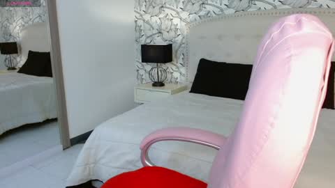 Snapshot of eliza_gh chatting on January 2025 07:51:01 PM Eliza online show from January 2025 07:51:01 PM