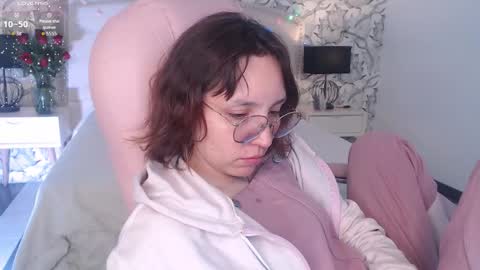 Snapshot of eliza_gh chatting on November 2025 07:24:02 PM Eliza online show from November 2025 07:24:02 PM