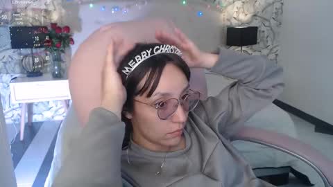 Snapshot of eliza_gh chatting on November 2025 07:26:02 PM Eliza online show from November 2025 07:26:02 PM