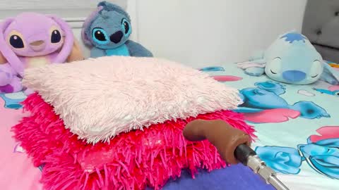 ELIZA online show from November 2025 03:06:01 AM