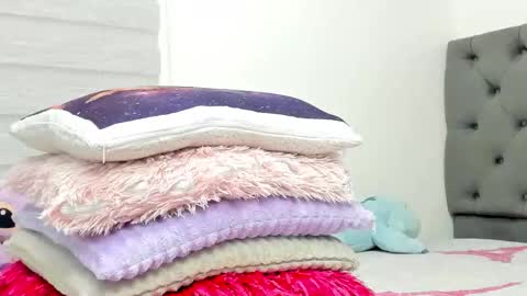 ELIZA online show from March 2026 03:12:01 AM