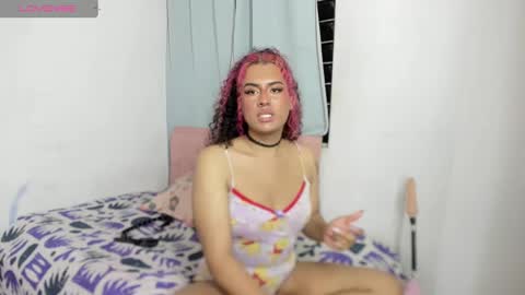 elizabeth_777 online show from February 2025 12:25:02 AM